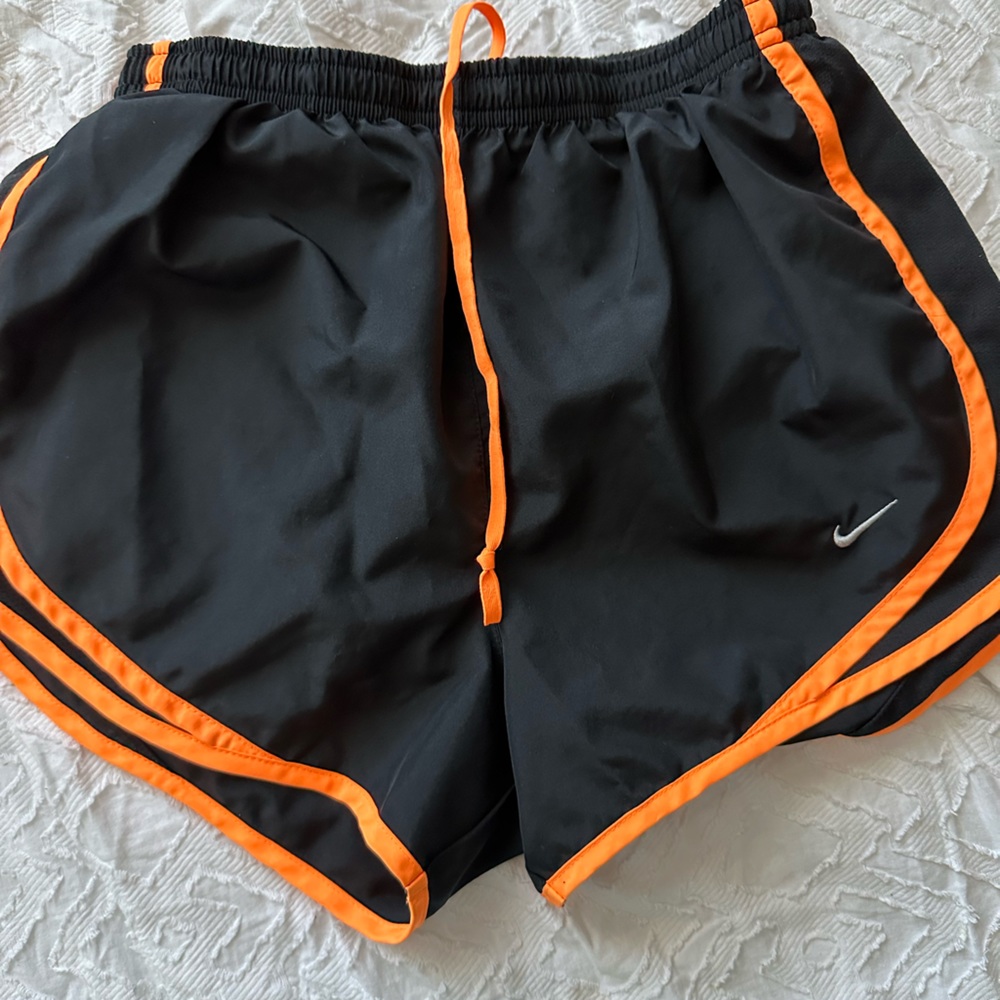 Nike dry fit shorts !